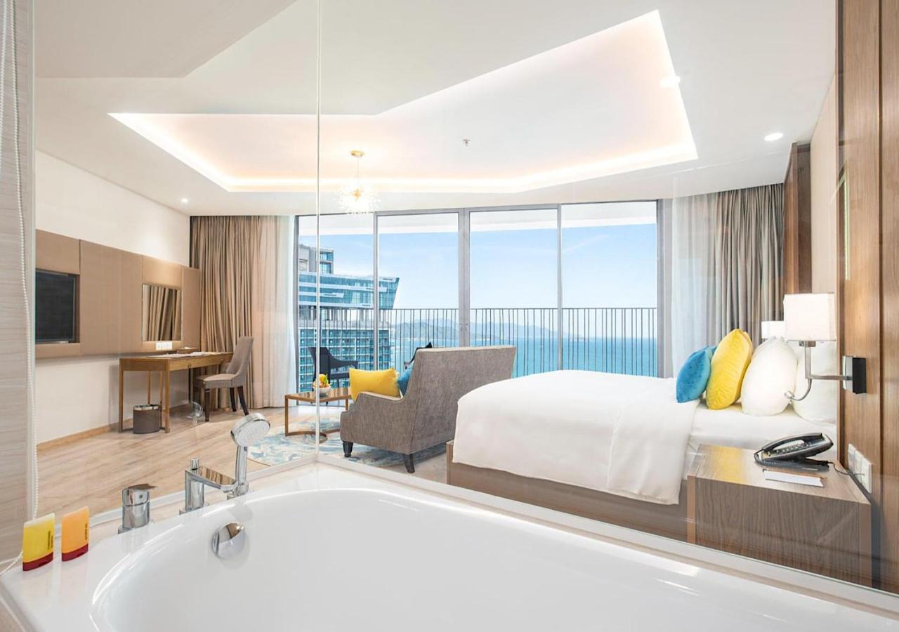 Panorama Autumn Leaves Nha Trang Beach Hotel Exterior foto
